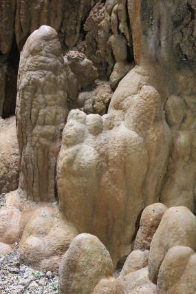 grotta del ciclamino_192.JPG